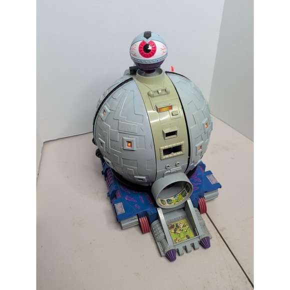 Vintage 1990 Playmates Teenage Mutant Ninja Turtles Technodrome